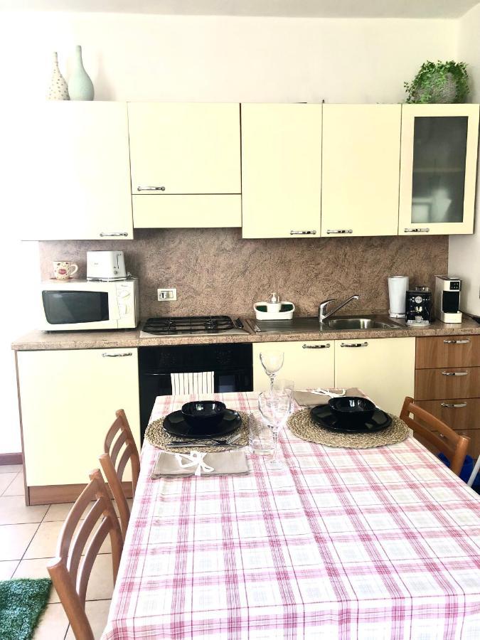 Casa Nonna Elide Apartment Besozzo Екстериор снимка