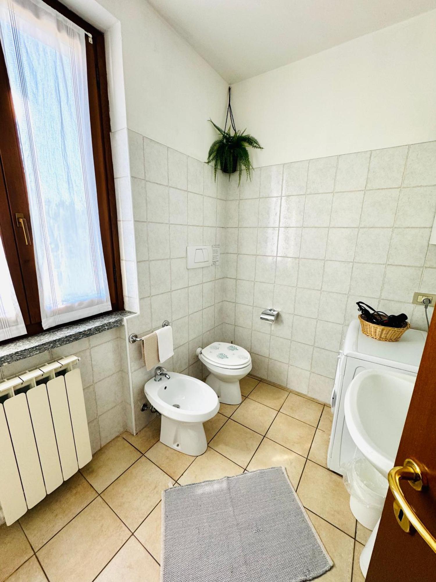 Casa Nonna Elide Apartment Besozzo Екстериор снимка
